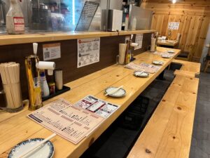 スミビトケムリ ＿神田店店内